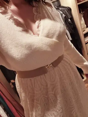 Knit V-neck Solid Lace Trim Wrap Long Sleeve Top