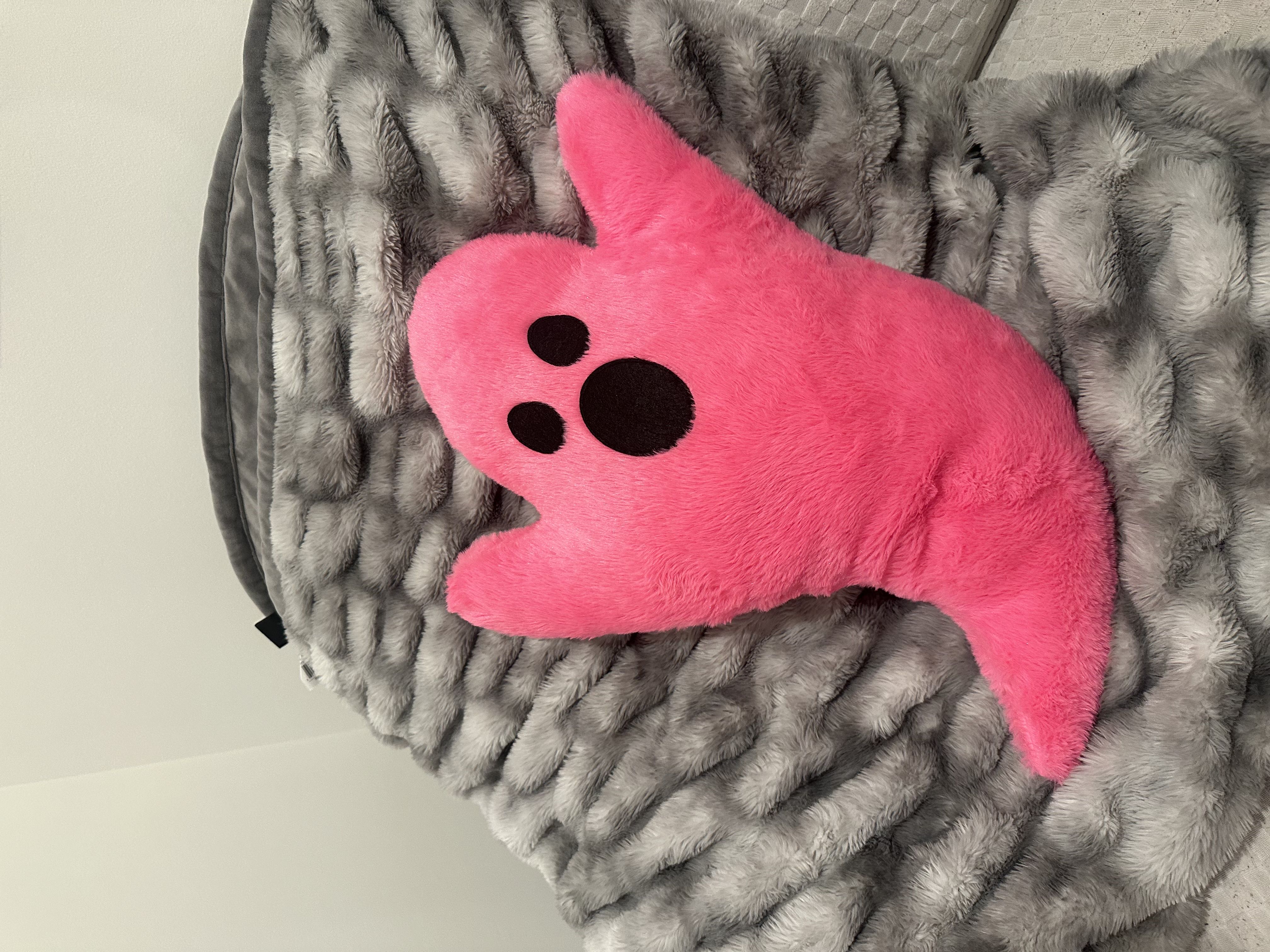 Novorgatz ghost pillow 2024 pink