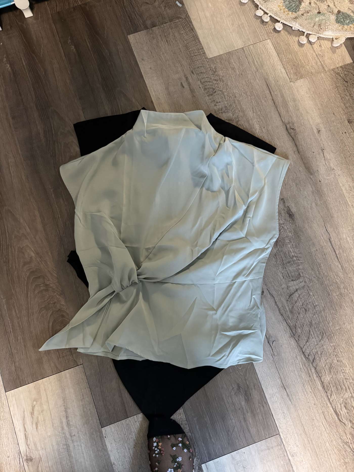Woven Stand Collar Knotted Ruched Solid Short Sleeve Blouse For Work