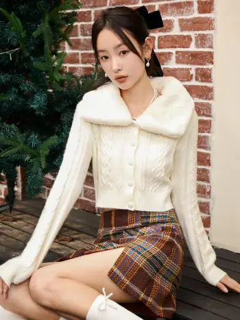 Minigonna con spacco scozzese in tweed