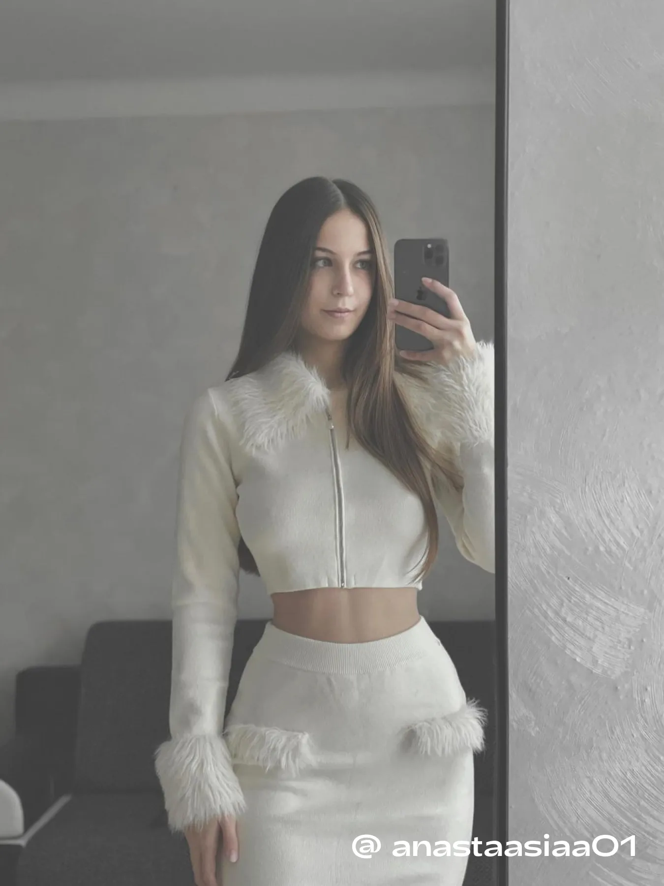  Kunstpelzbesatz Strickjacke