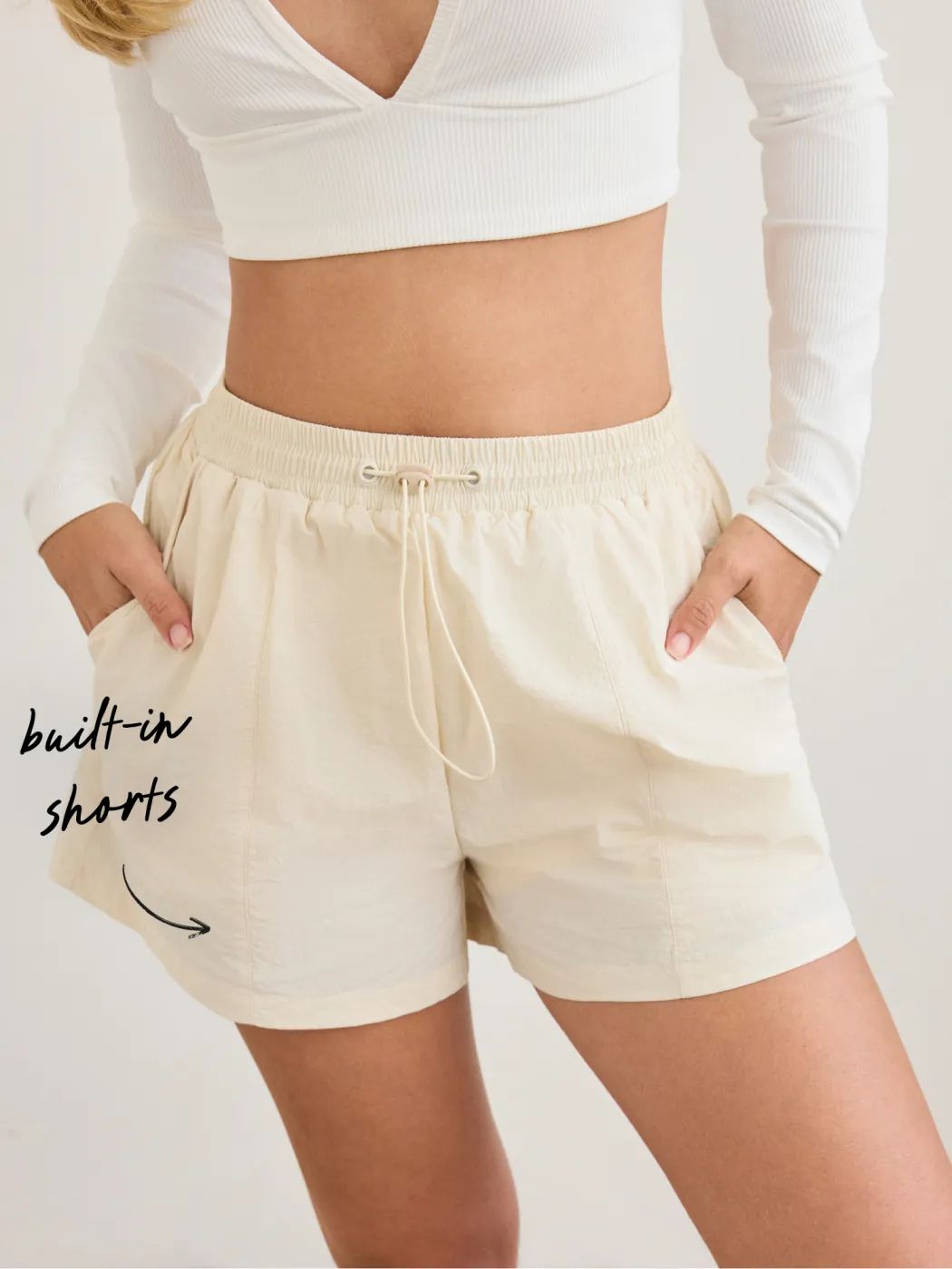 Mid Rise Ruched Drawstring Pocket Shorts