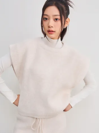 Wool-blend Round Neckline Solid Knitted Top