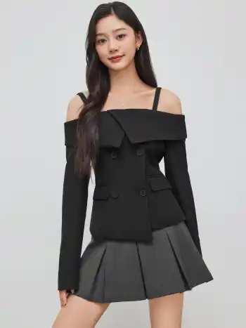 Solid Off-shoulder Button Blazer