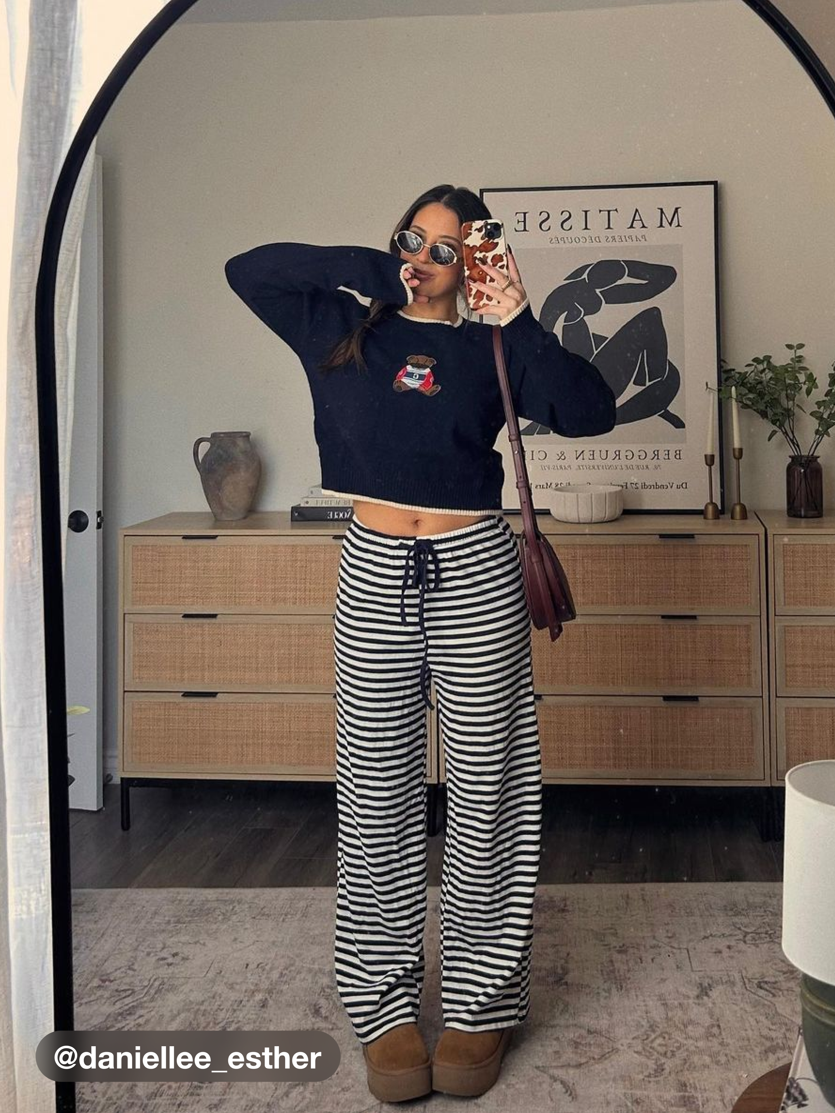 Round Neckline Graphic Bear Long Sleeve Sweater