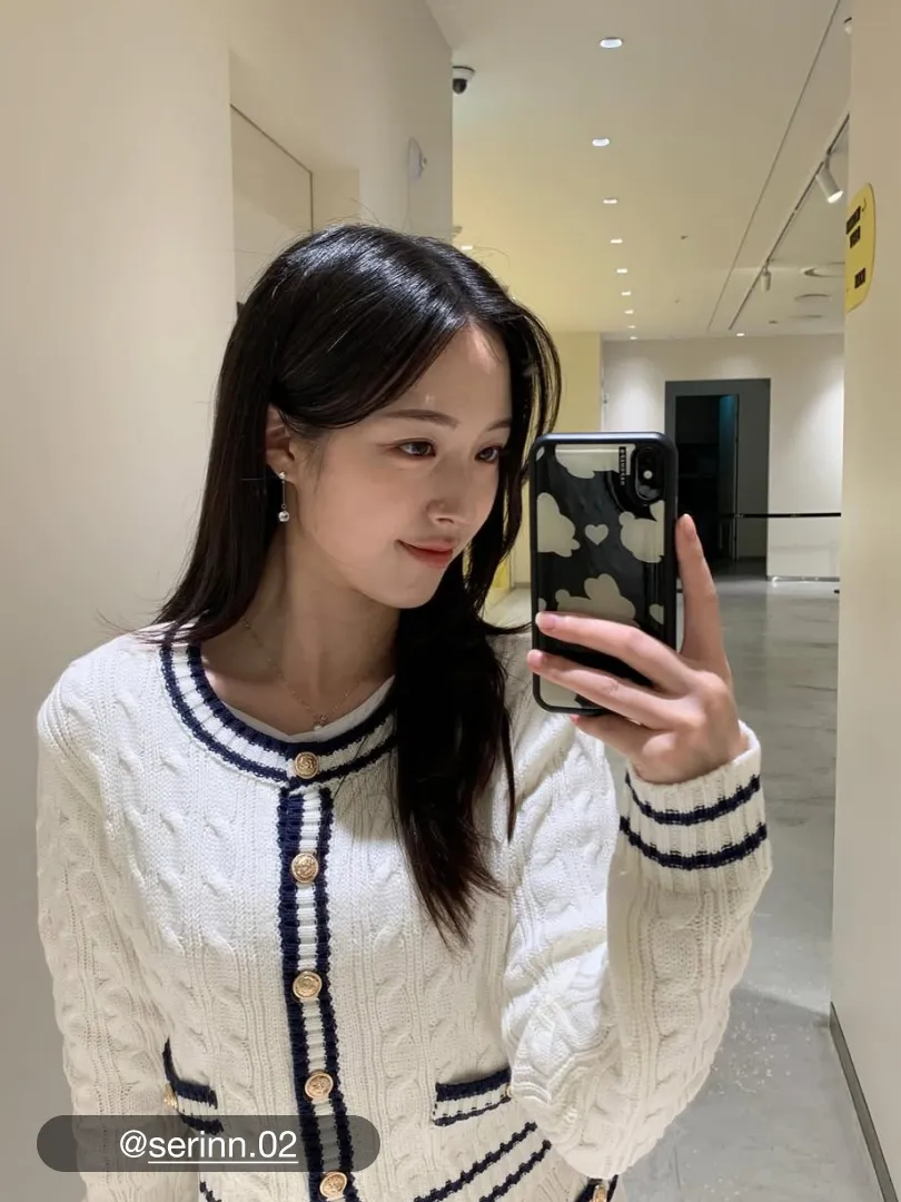 Knit Round Neckline Button Contrasting Binding Crop Top