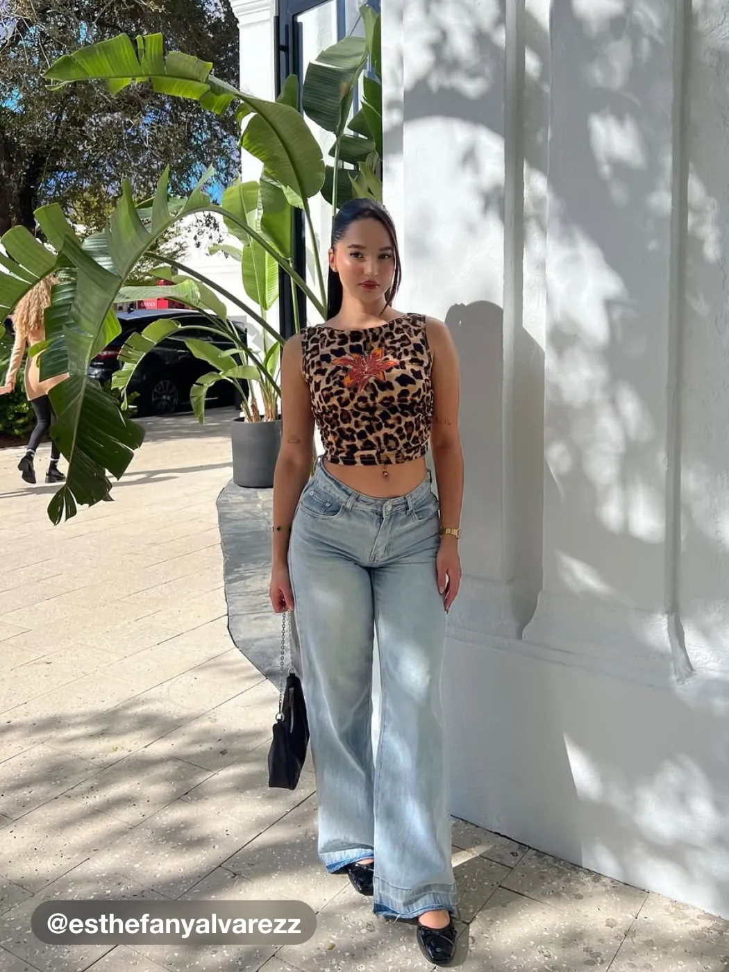 Bootsausschnitt Leopardenblumen Crop Top