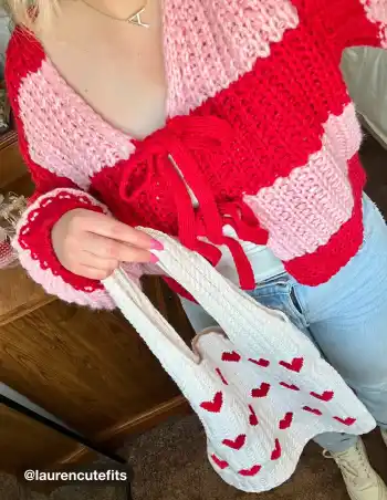 Borsa tote intrecciata con motivo a cuore