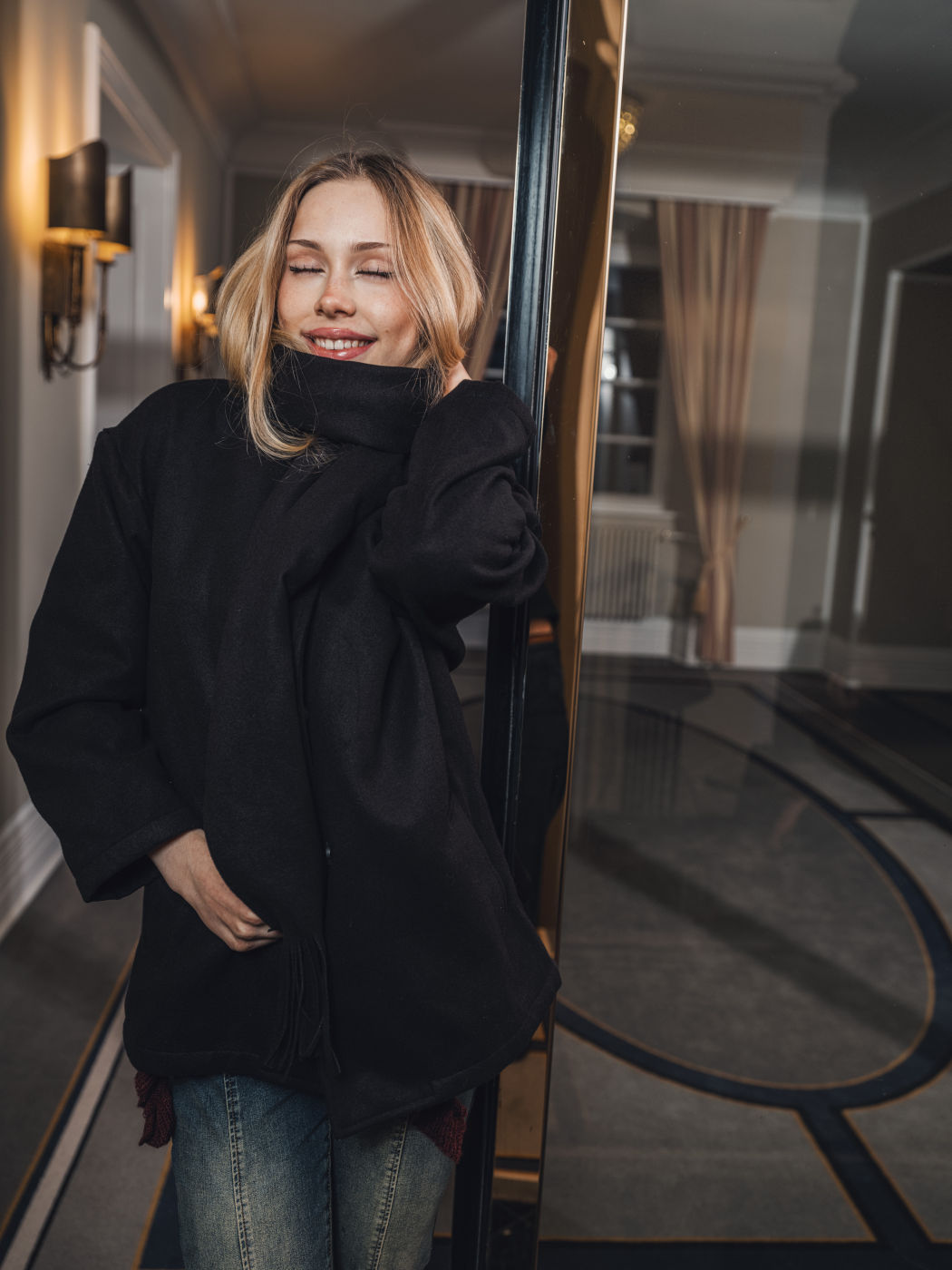 Woll-Look Rundhals Oversized Jacke mit Fransen Schal