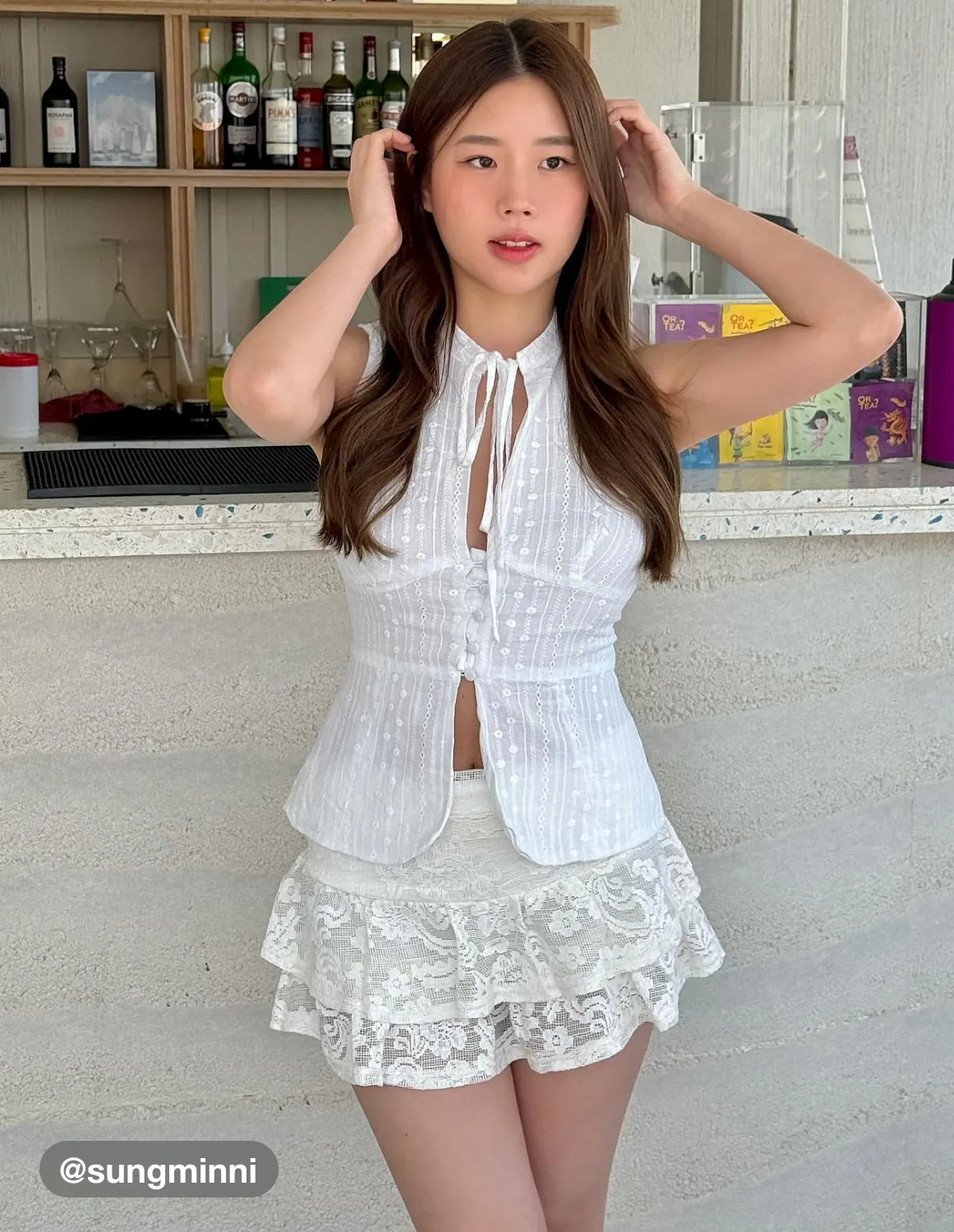 Lace Mid Rise Layered Mini Skirt