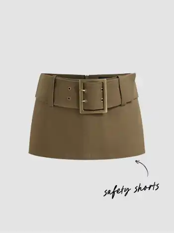 Baumwoll-Skort mit niedriger Taille und Gürtel