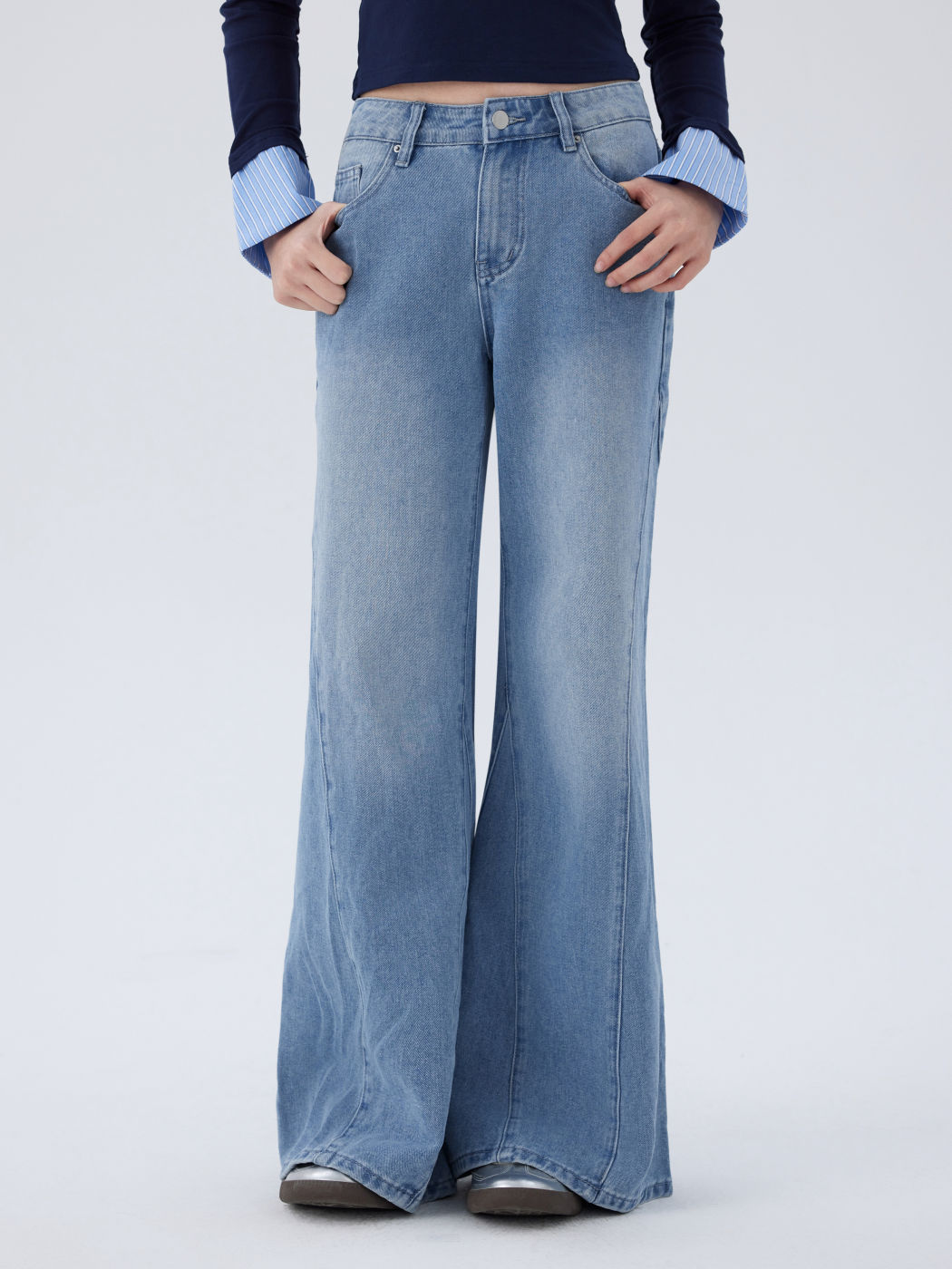 Cider Denim Low Rise Washed Baggy Jeans