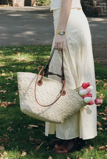 Strohtasche mit doppelter Henkelung