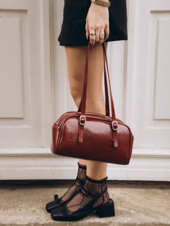 Quadratische Boston-Schultertasche