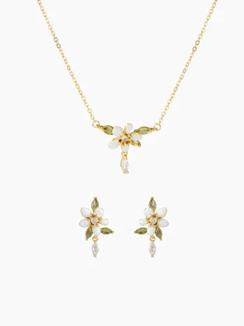 Boucles d'oreilles avec monture en zircon fleur et feuille & Collier avec pendentif floral en zircon