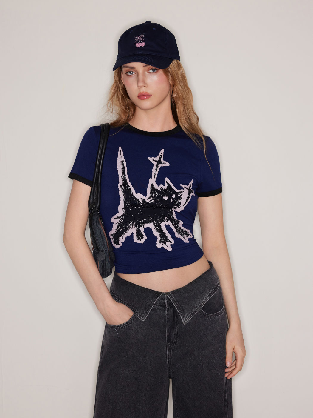 Cat Graphic Round Neckline Short Sleeve Tee