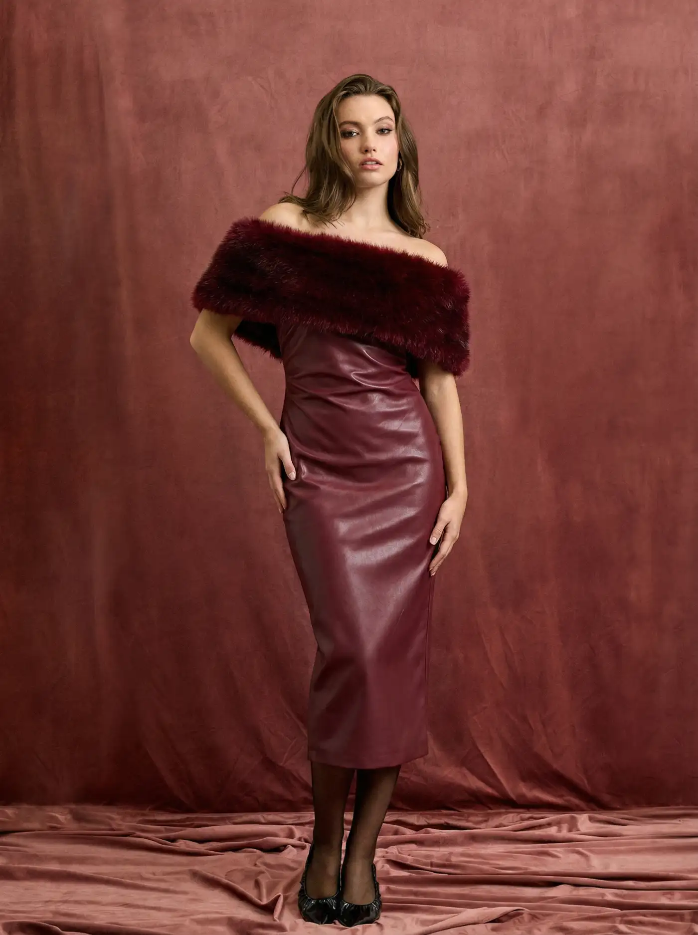 Faux Leather Faux Leather Bandeau Ruched Split Maxi Bobycon Dress With Faux Fur Shrug For Daily Casual Party/Clubbing